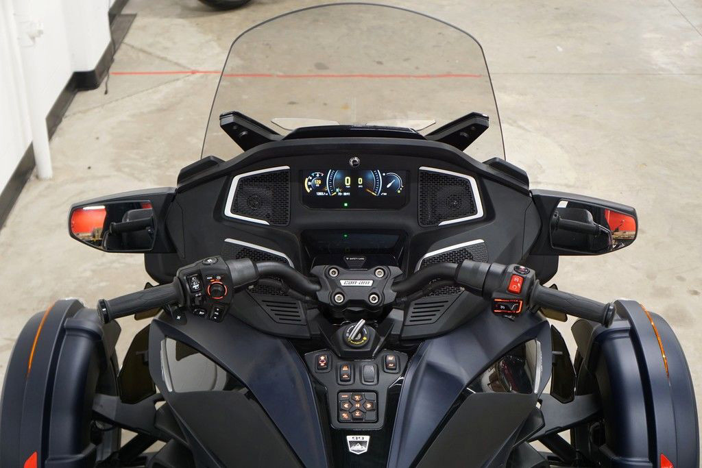 Spyder RT Sea-To-Sky