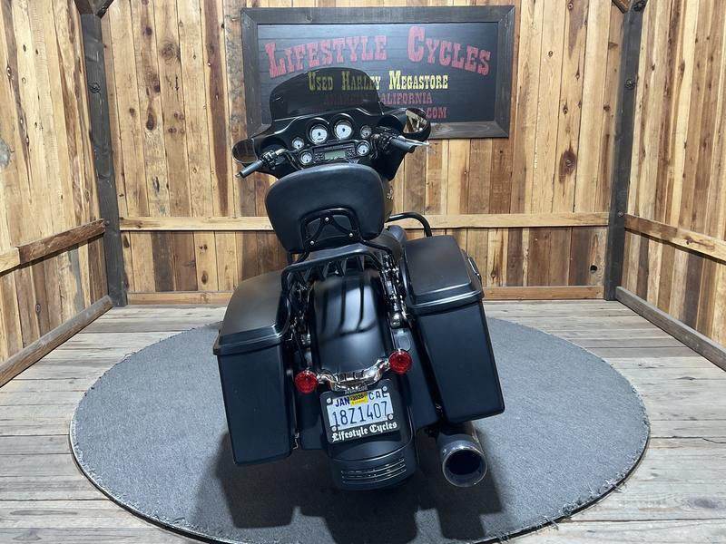 Street Glide®