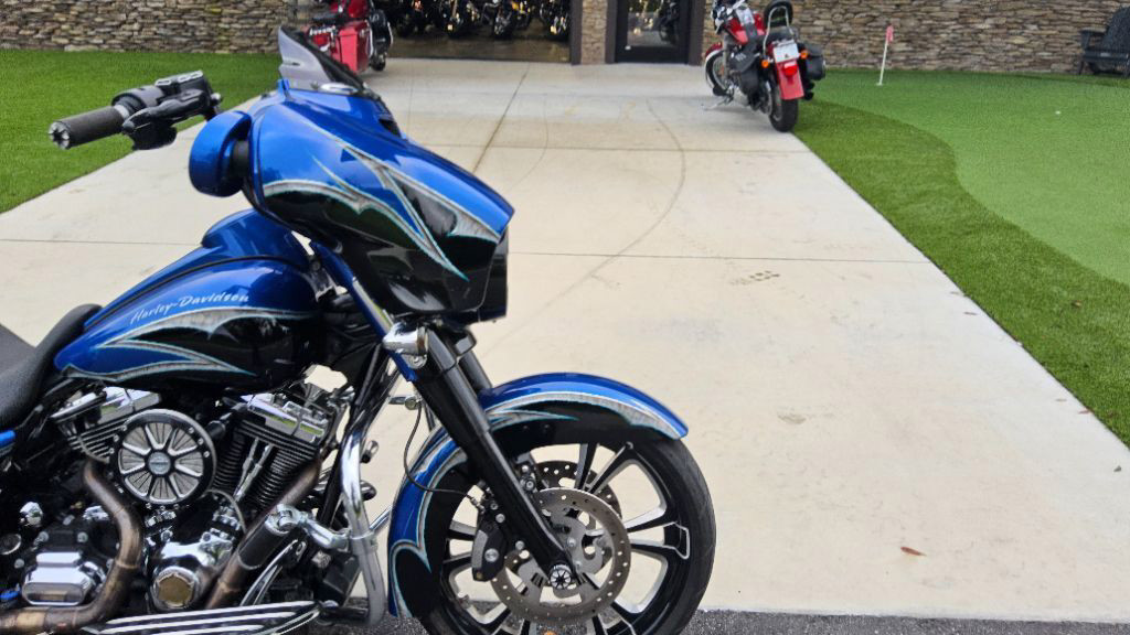 Street Glide® Special