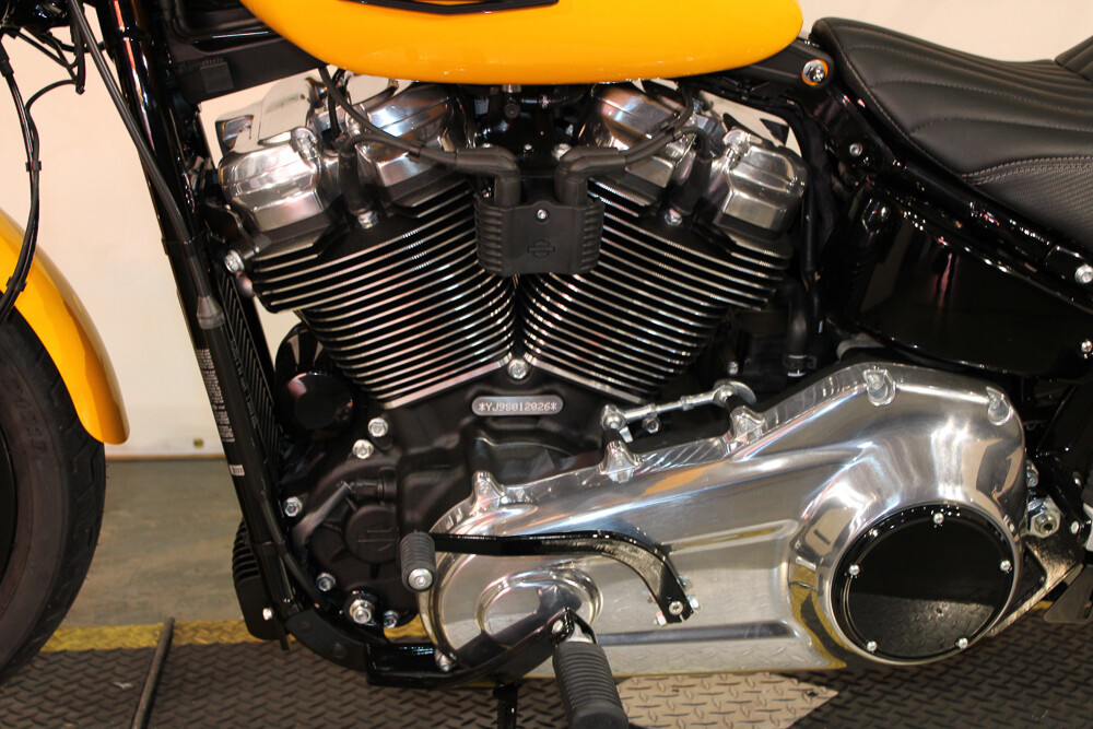 Street Bob®