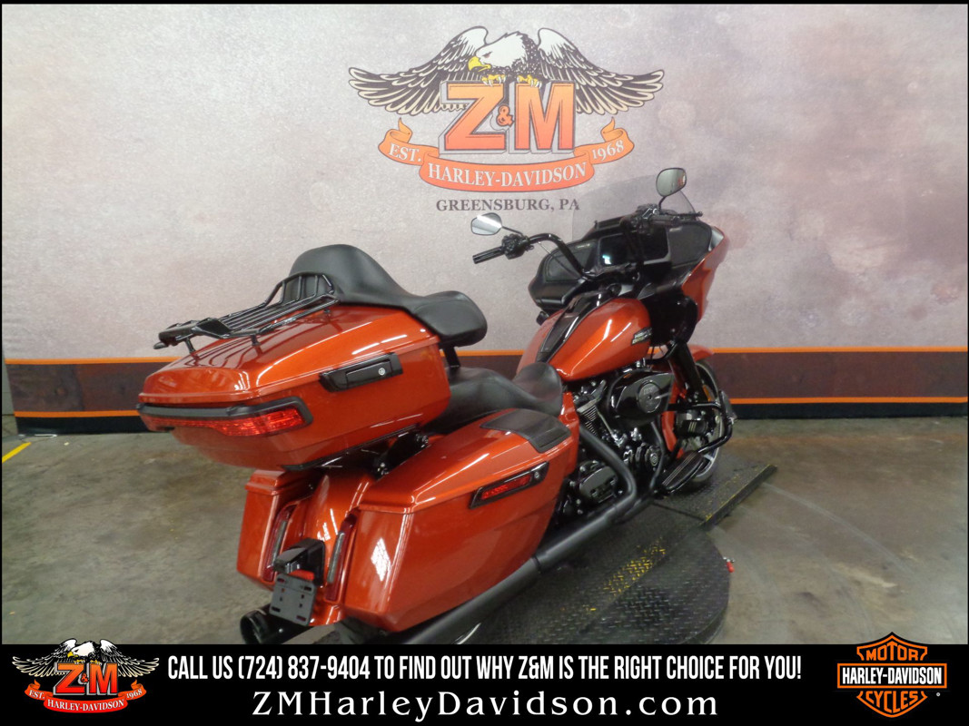 Road Glide®