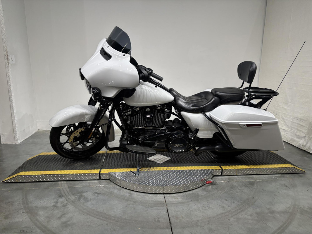Street Glide® Special