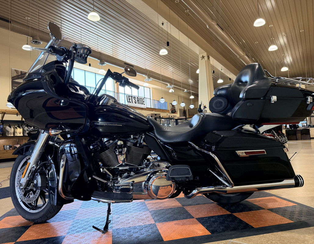 Road Glide® Ultra