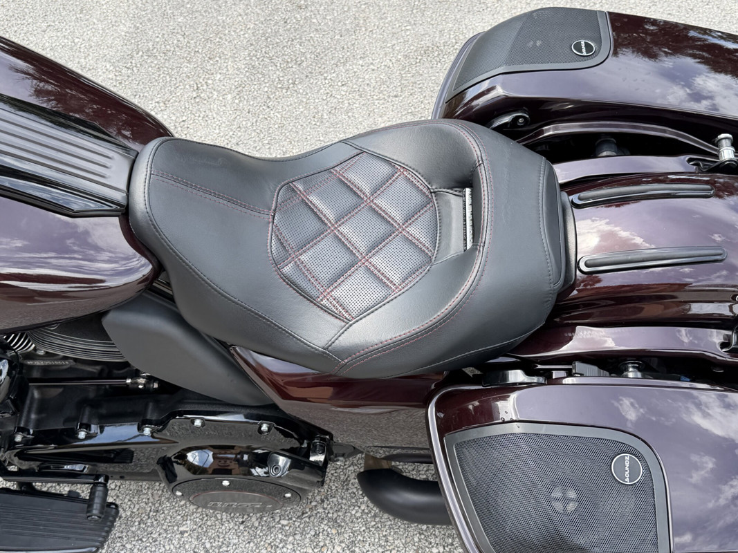 CVO® Street Glide®