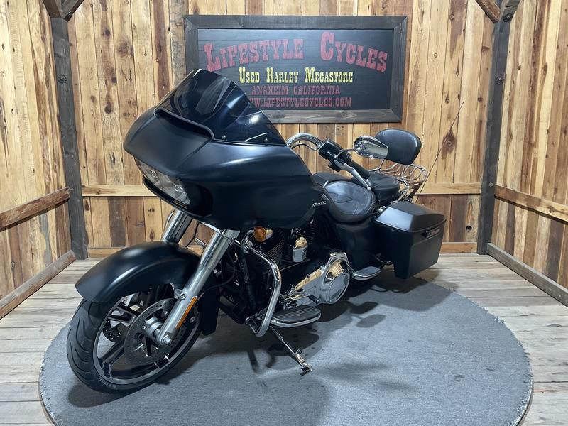 Road Glide®