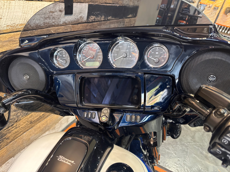 Street Glide® Special