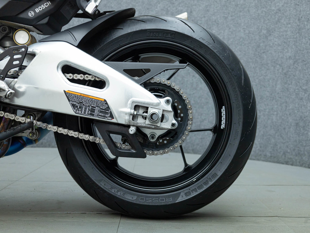 Tuono V4 1100 RR