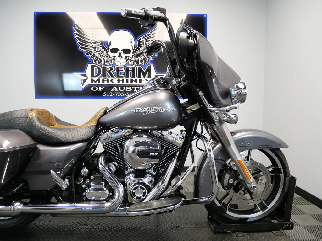 Street Glide® Special