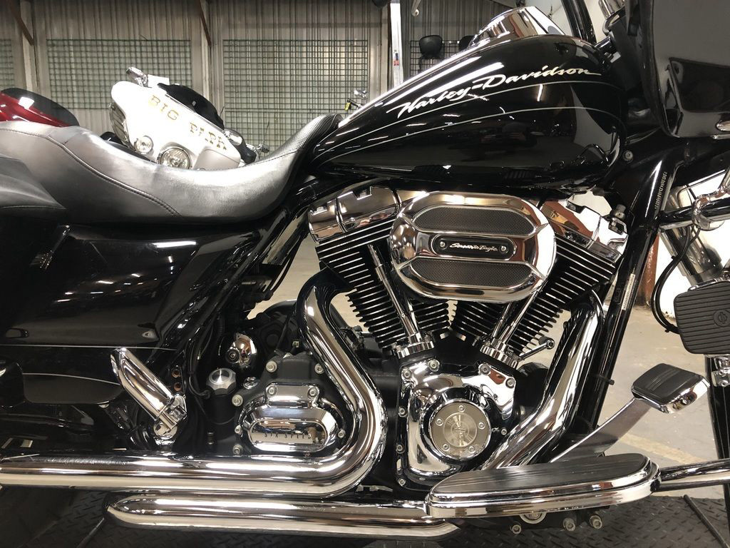 Road Glide® Custom
