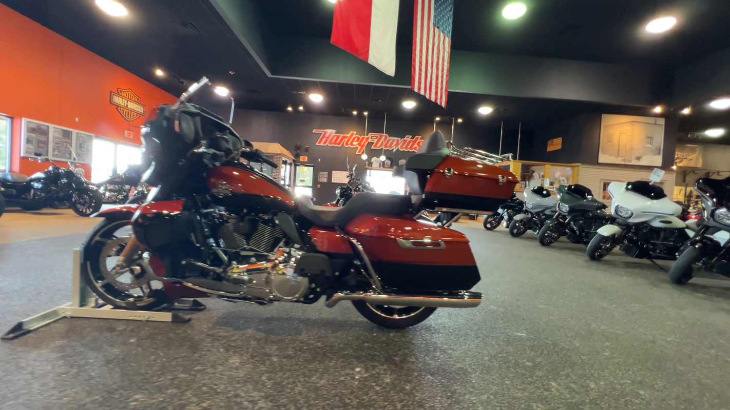 Street Glide® Ultra
