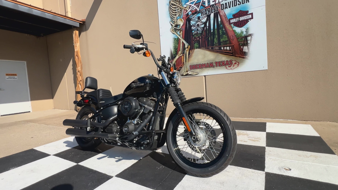 Street Bob®