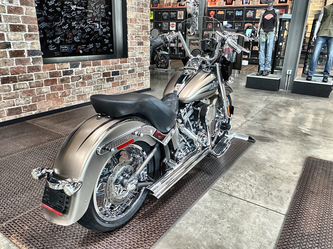 CVO® Softail® Convertible
