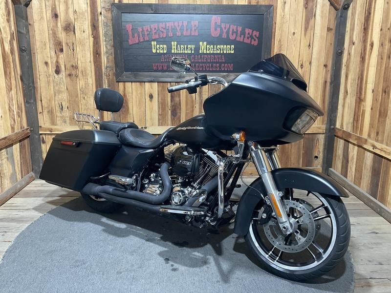 Road Glide®