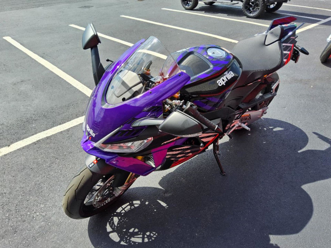 RSV4 1100
