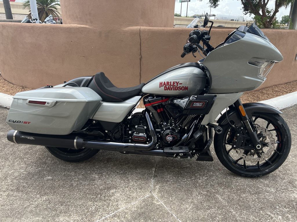 CVO® Road Glide® ST