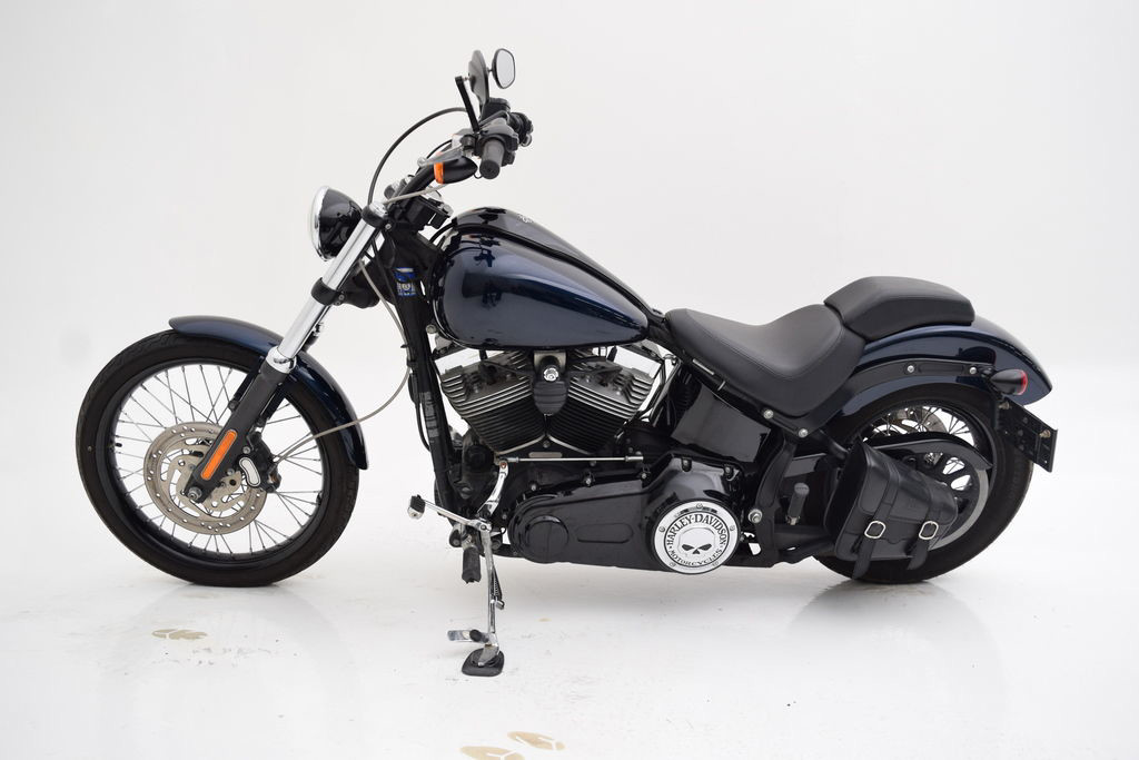 Softail® Blackline®