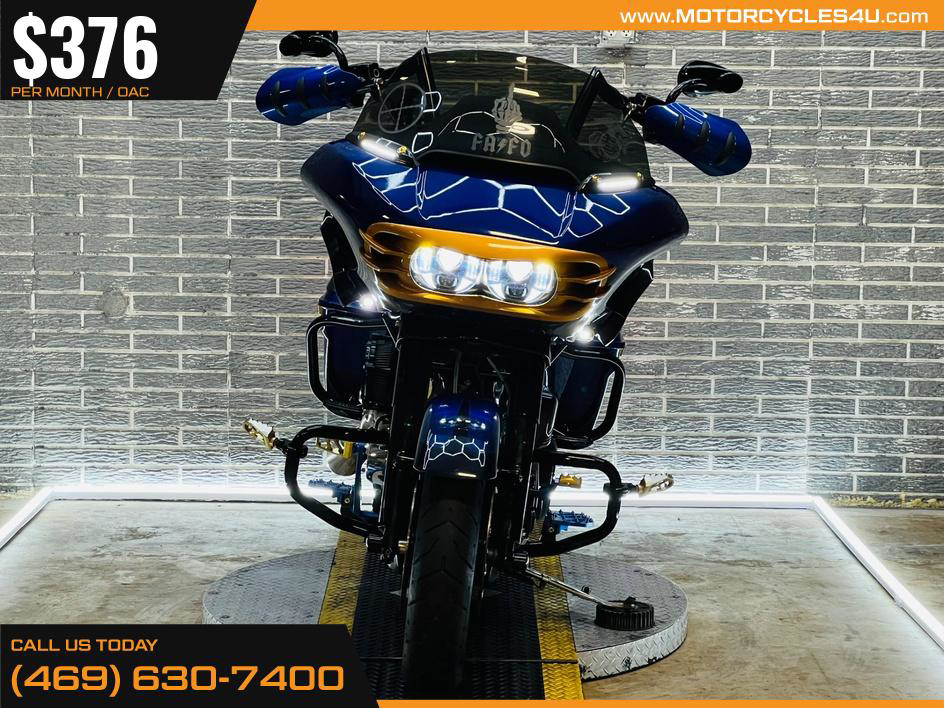 Road Glide®