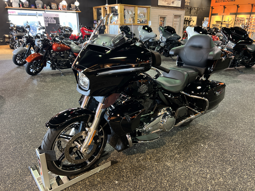Street Glide® Ultra