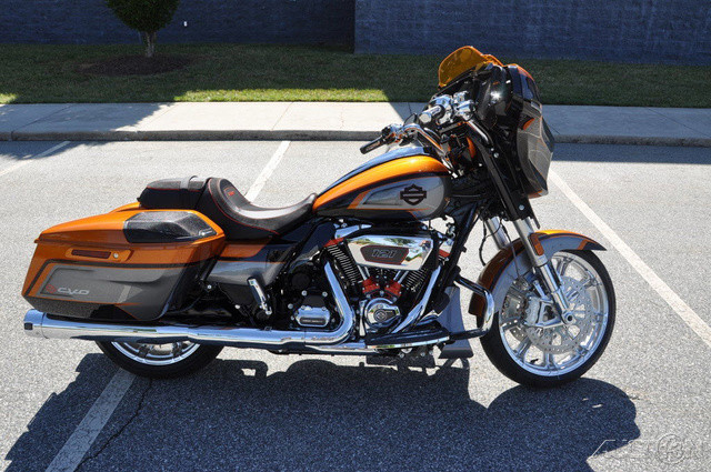 CVO® Street Glide®