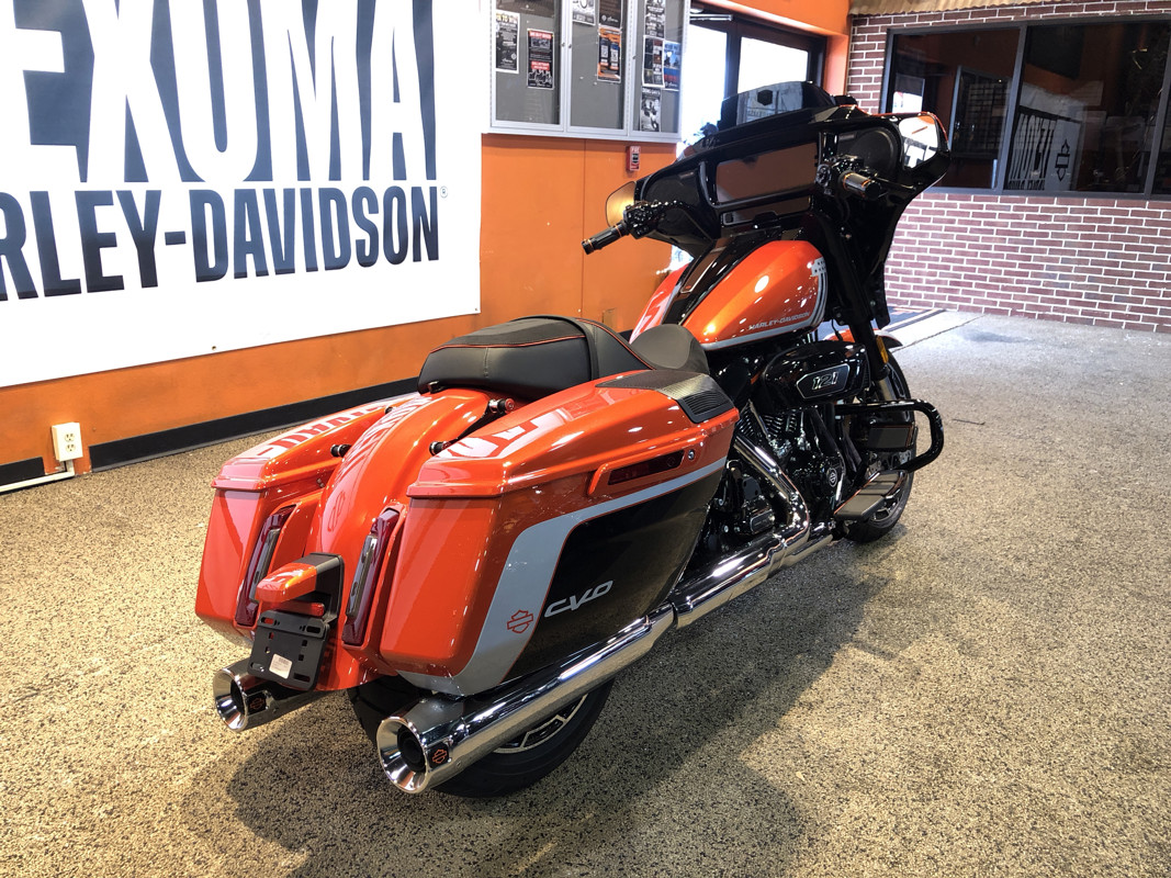 CVO® Street Glide®