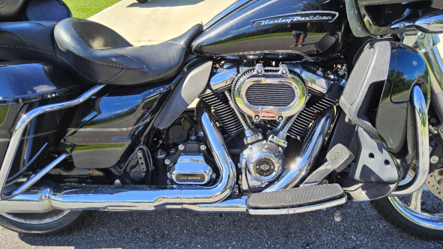 Road Glide® Ultra
