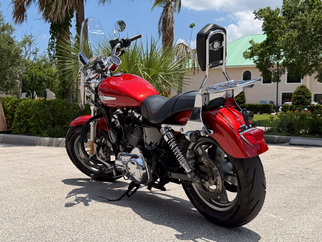 Sportster® 1200 Custom