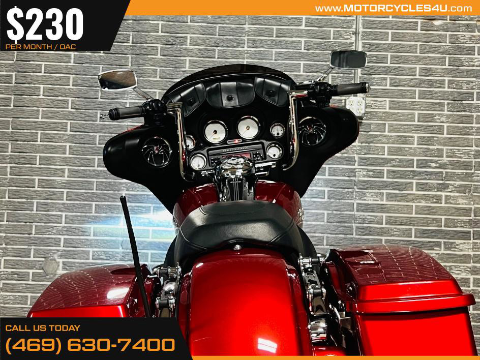 Street Glide®