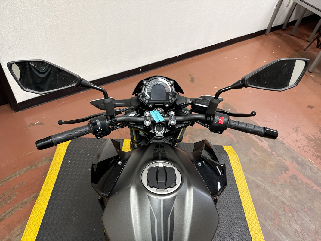 Z400 ABS
