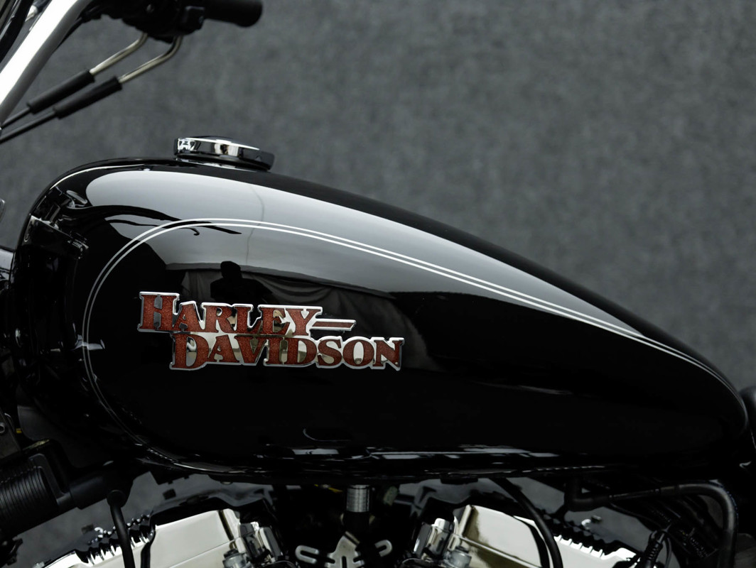 Sportster® SuperLow® 1200T