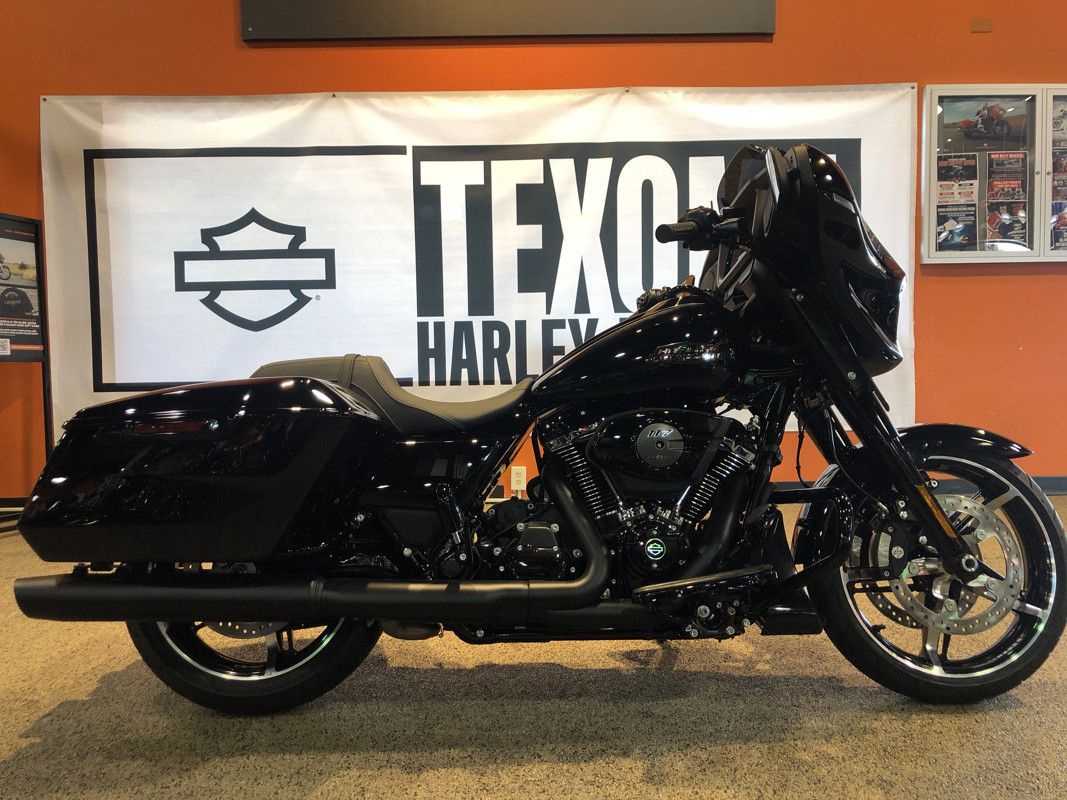Street Glide®
