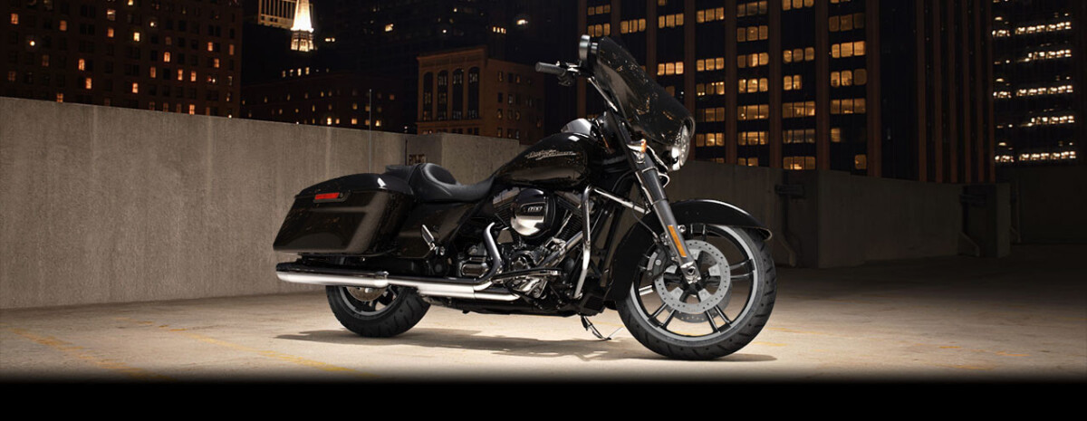 Street Glide®
