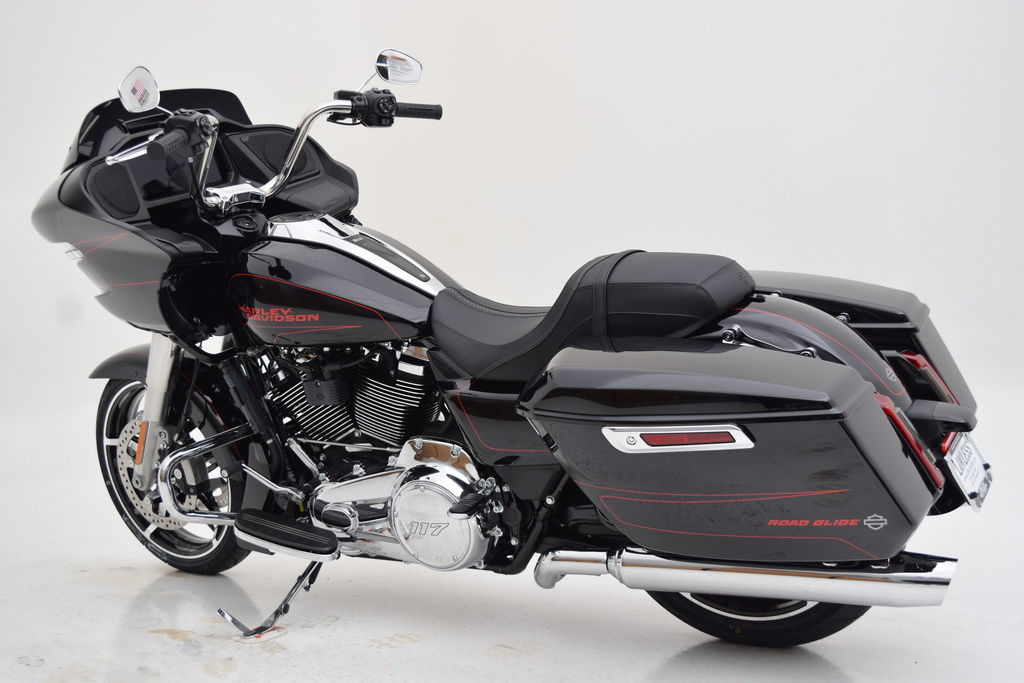 Road Glide®