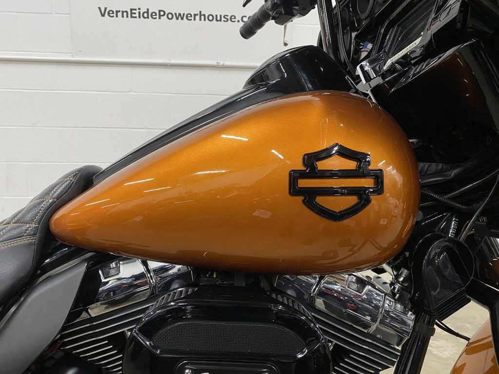 Street Glide® Special