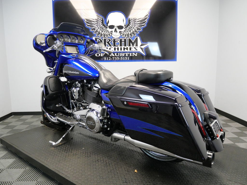 CVO® Street Glide®