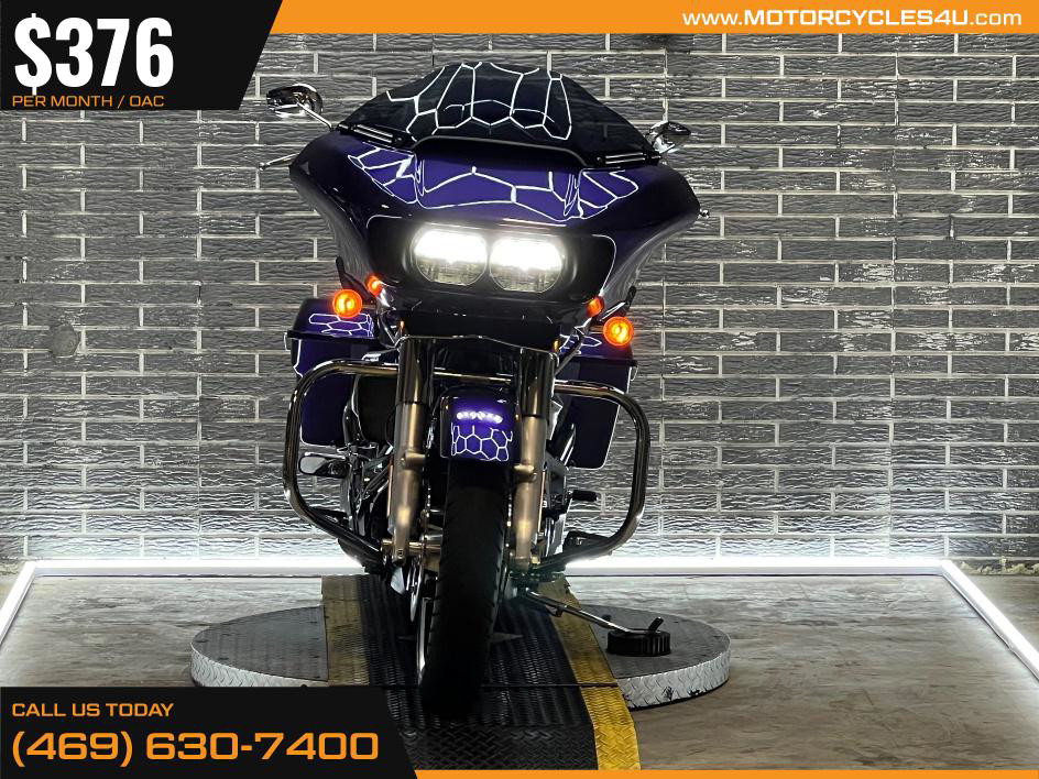 Road Glide®
