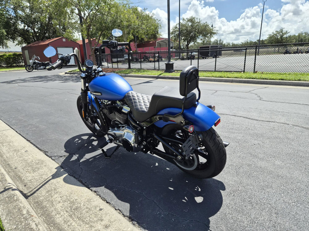 Street Bob®
