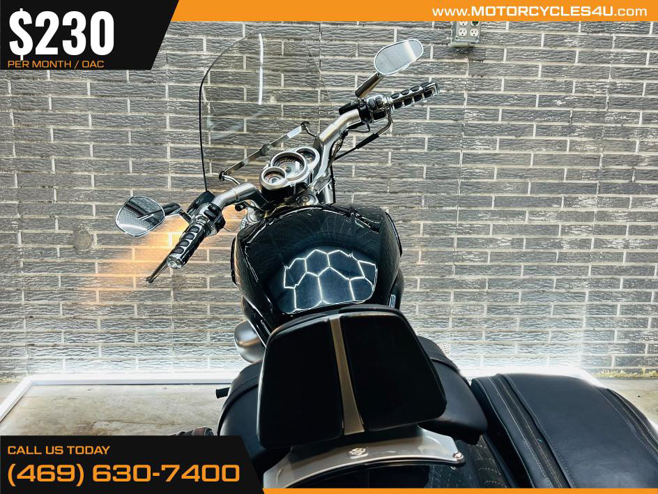 V-Rod Muscle®