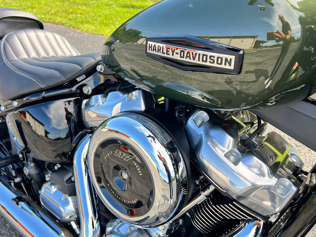 Street Bob®