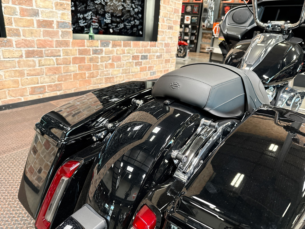 Road Glide®
