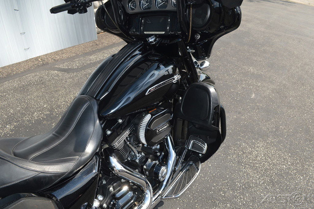 CVO® Street Glide®