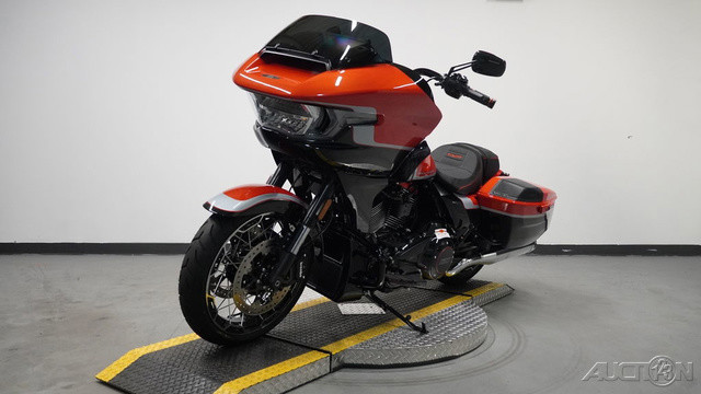 CVO® Road Glide®