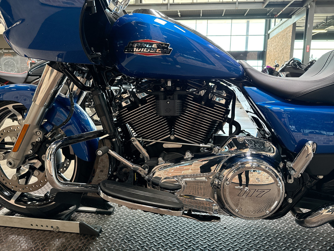 Road Glide®