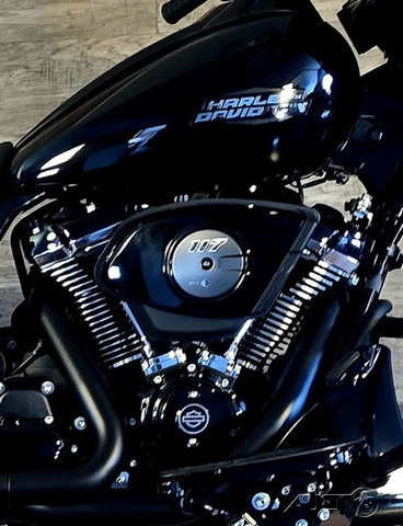 Road Glide®