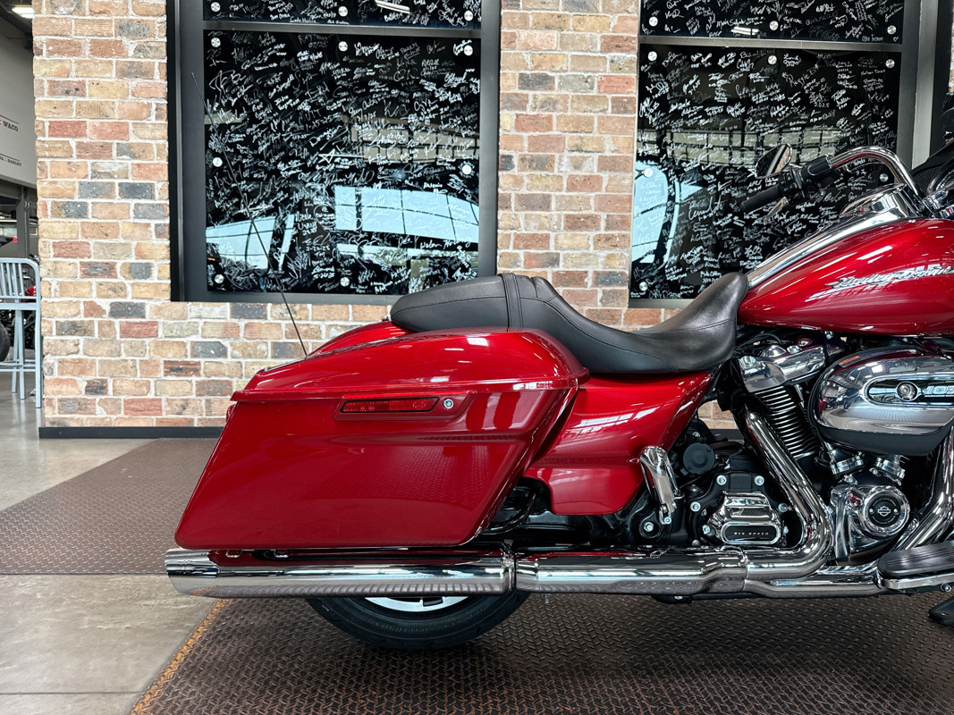 Road Glide®