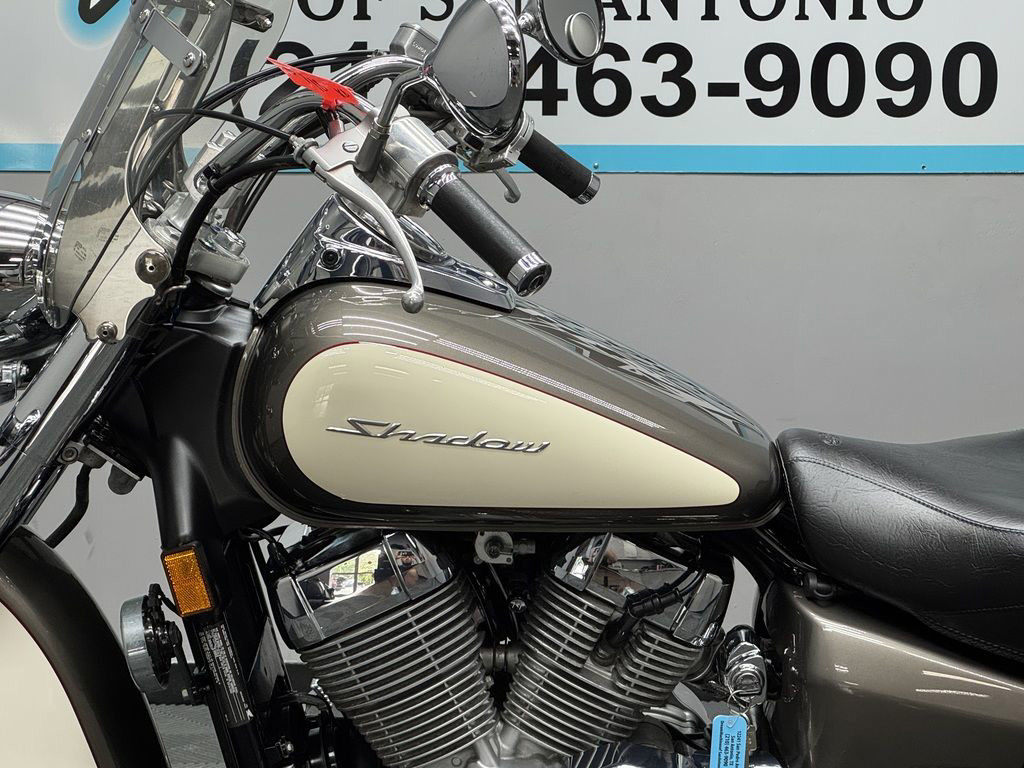 Shadow 750 Aero