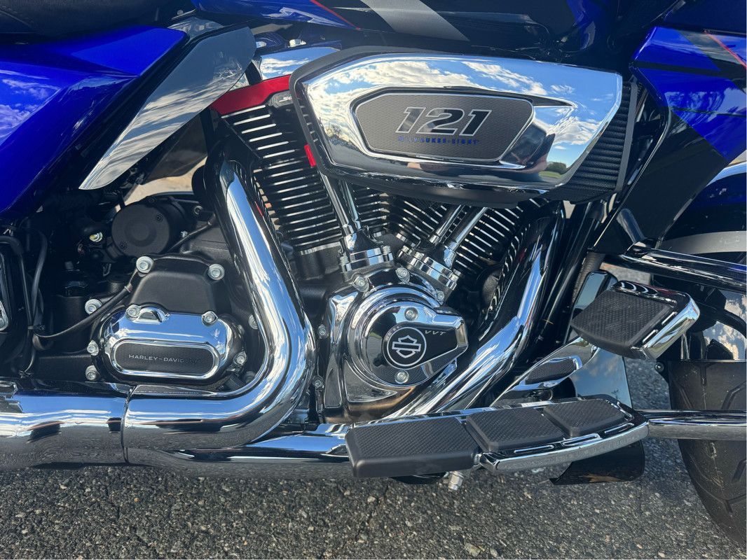 CVO® Road Glide®