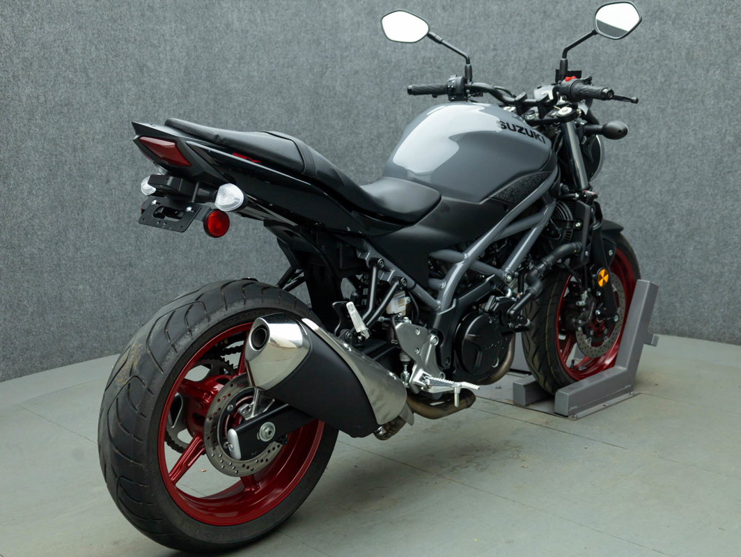 SV650