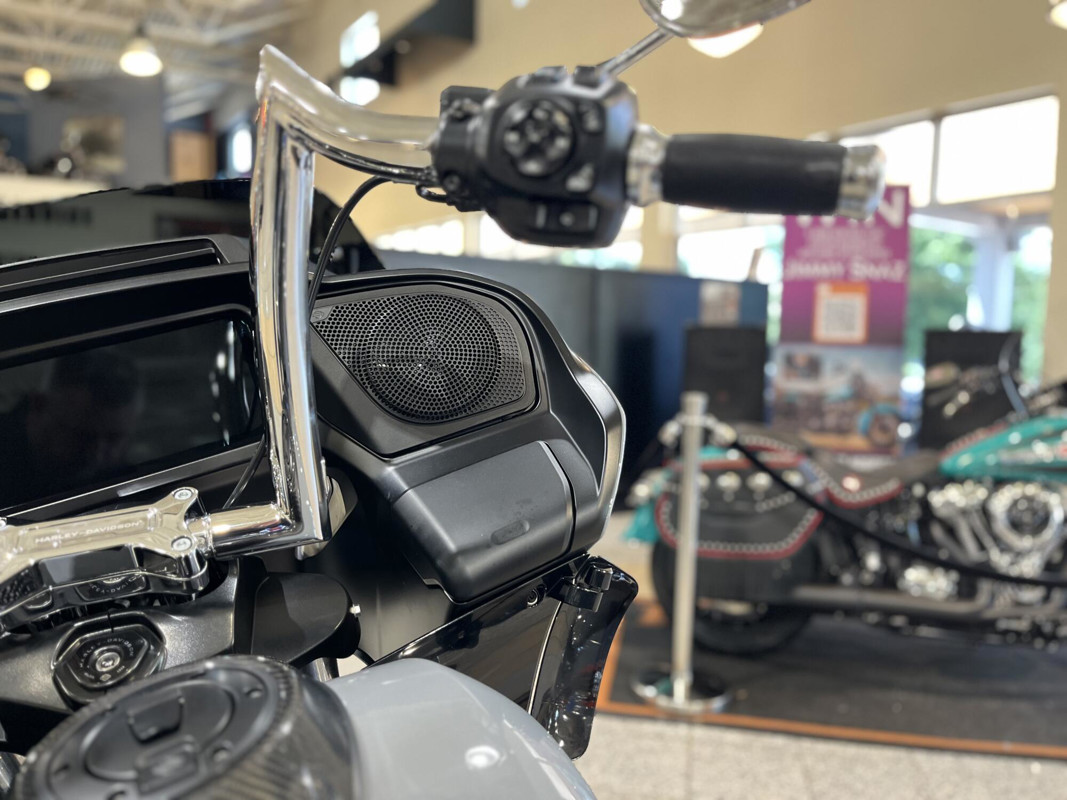 Road Glide®