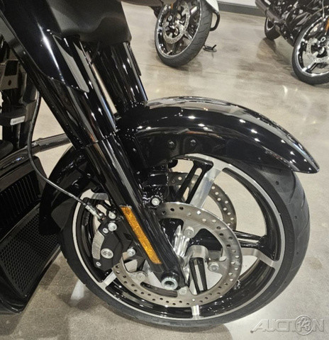 Street Glide®
