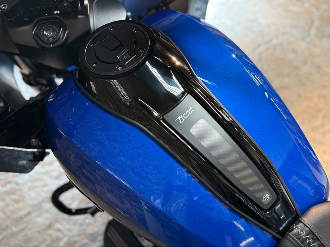 Road Glide®